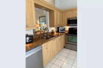 8025 Whispering Palm Drive, Boca Raton, FL 33496 - Photo 8