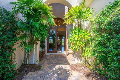 138 SE Via San Marino, Port Saint Lucie, FL 34984 - Photo 4