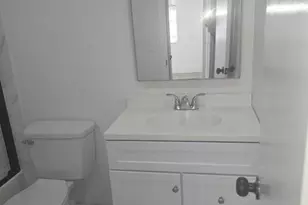 1630 Embassy Dr, West Palm Beach, FL 33401 - Photo 10