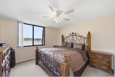 3669 Victoria Drive, West Palm Beach, FL 33406 - Photo 14