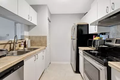 1739 Village Blvd, Apt 306 Boulevard #306, West Palm Beach, FL 33409 - Photo 6