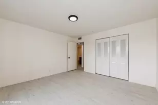 118 Somerset F, West Palm Beach, FL 33417 - Photo 12