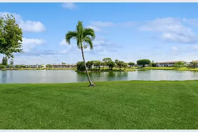 118 Somerset F, West Palm Beach, FL 33417 - Photo 14