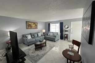 897 Flanders S, Delray Beach, FL 33484 - Photo 10