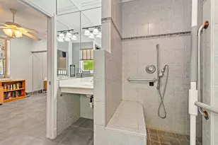 112 Hidden Hollow Dr, Palm Beach Gardens, FL 33418 - Photo 40