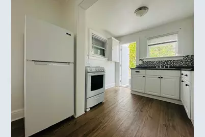 21 S Ocean Breeze-Main 2nd Floor #2, Lake Worth Beach, FL 33460 - Photo 4