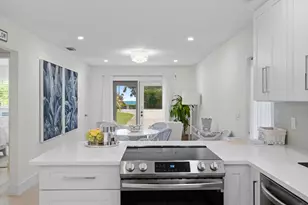 801 Hibiscus Ave, Juno Beach, FL 33408 - Photo 6