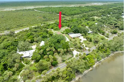 8945 S Indian River Drive, Fort Pierce, FL 34982 - Photo 6