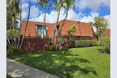 1440 Augusta Circle #132, Delray Beach, FL 33445 - Photo 2