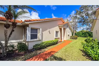 33 Sausalito Drive, Boynton Beach, FL 33436 - Photo 4