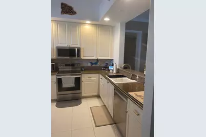 18 Harbour Isle Drive W #102, Fort Pierce, FL 34949 - Photo 4