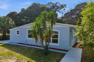 607 N 19th St, Fort Pierce, FL 34950 - Photo 32