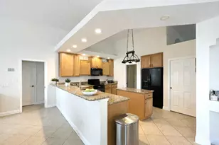 301 SW Buzby Ct, Port Saint Lucie, FL 34953 - Photo 8