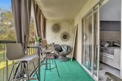 1423 Meadows Circle W, Boynton Beach, FL 33436 - Photo 8