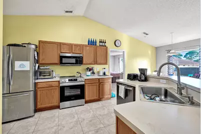 1020 SW Barbarosa Avenue, Port Saint Lucie, FL 34953 - Photo 2