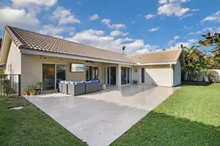 319 Sequoia Ln, Boca Raton, FL 33487 - Photo 24