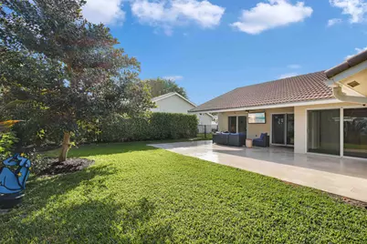 319 Sequoia Lane, Boca Raton, FL 33487 - Photo 26