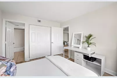 760 Executive Drive #34, West Palm Beach, FL 33401 - Photo 10