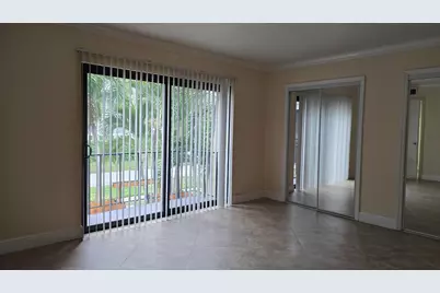 257 Lake Arbor Drive, Palm Springs, FL 33461 - Photo 8