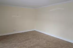 257 Lake Arbor Dr, Palm Springs, FL 33461 - Photo 10