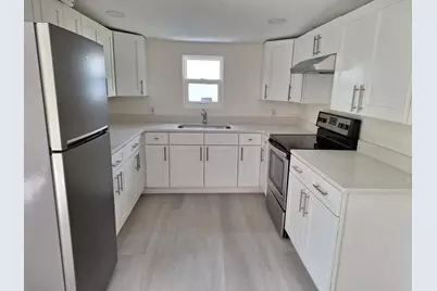 360 Barraclough Street, Fort Pierce, FL 34982 - Photo 4