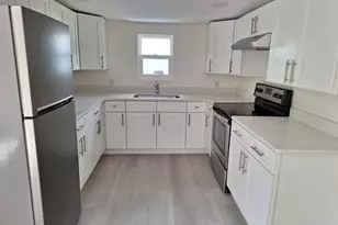 360 Barraclough St, Fort Pierce, FL 34982 - Photo 4