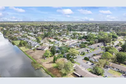 107 Conaskonk Circle, Royal Palm Beach, FL 33411 - Photo 4