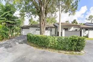 107 Conaskonk Cir, Royal Palm Beach, FL 33411 - Photo 12