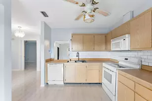 107 Conaskonk Cir, Royal Palm Beach, FL 33411 - Photo 34