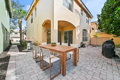 6657 Lurais Drive, Lake Worth, FL 33463 - Photo 32