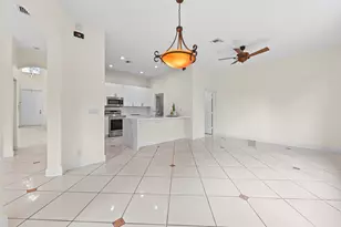 6657 Lurais Dr, Lake Worth, FL 33463 - Photo 8