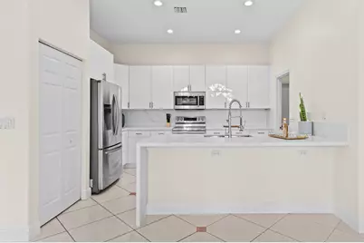 6657 Lurais Drive, Lake Worth, FL 33463 - Photo 4