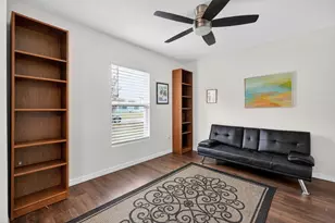 225 SW Statler Ave, Port Saint Lucie, FL 34984 - Photo 6