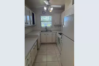 211 Country Lane #A, Boynton Beach, FL 33435 - Photo 4