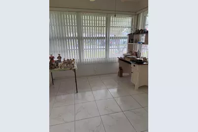 211 Country Lane E #A, Boynton Beach, FL 33435 - Photo 2