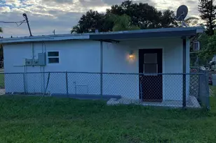 4671 Sunset Ln, West Palm Beach, FL 33415 - Photo 1