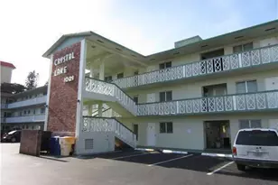 1021 Crystal Lake Dr, Deerfield Beach, FL 33064 - Photo 1