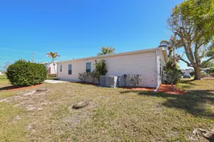 8179 Sandwedge Terrace, Port Saint Lucie, FL 34952 - Photo 18