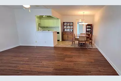358 Chatham R, West Palm Beach, FL 33417 - Photo 4