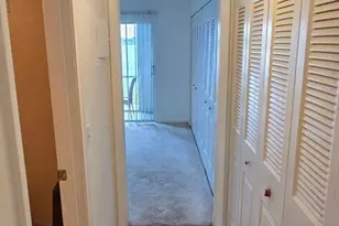 358 Chatham R, West Palm Beach, FL 33417 - Photo 12