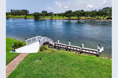 336 Golfview Road #207, North Palm Beach, FL 33408 - Photo 6