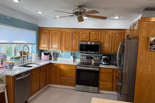 147 E 28th Street E, Riviera Beach, FL 33404 - Photo 2