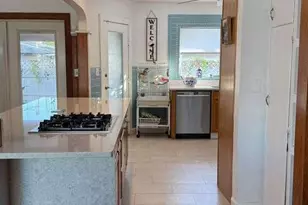 147 E 28th Street E, Riviera Beach, FL 33404 - Photo 6