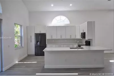 5 Lake Eden Drive, Boynton Beach, FL 33435 - Photo 2