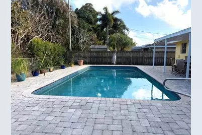 394 Evergreen Avenue, Tequesta, FL 33469 - Photo 4