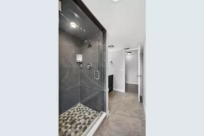 5258 Eagle Lake Drive, Palm Beach Gardens, FL 33418 - Photo 30