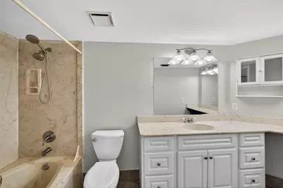 5258 Eagle Lake Drive, Palm Beach Gardens, FL 33418 - Photo 18