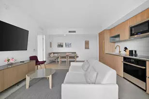 159 NE 6th St, Miami, FL 33132 - Photo 22