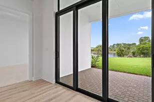 203 SE Via Sangro, Port Saint Lucie, FL 34952 - Photo 10