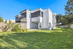12702 Peconic Ct, Wellington, FL 33414 - Photo 2